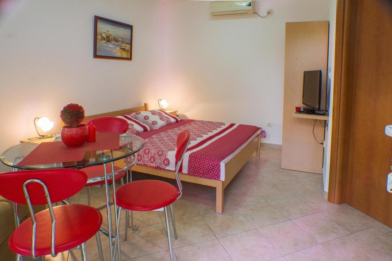 Dmm Apartments Tivat Eksteriør bilde