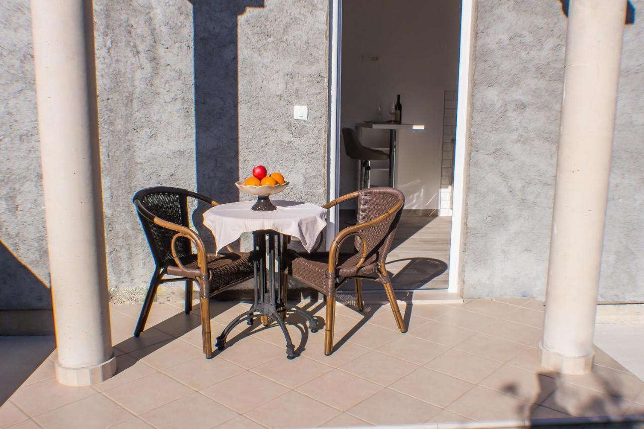 Dmm Apartments Tivat Eksteriør bilde