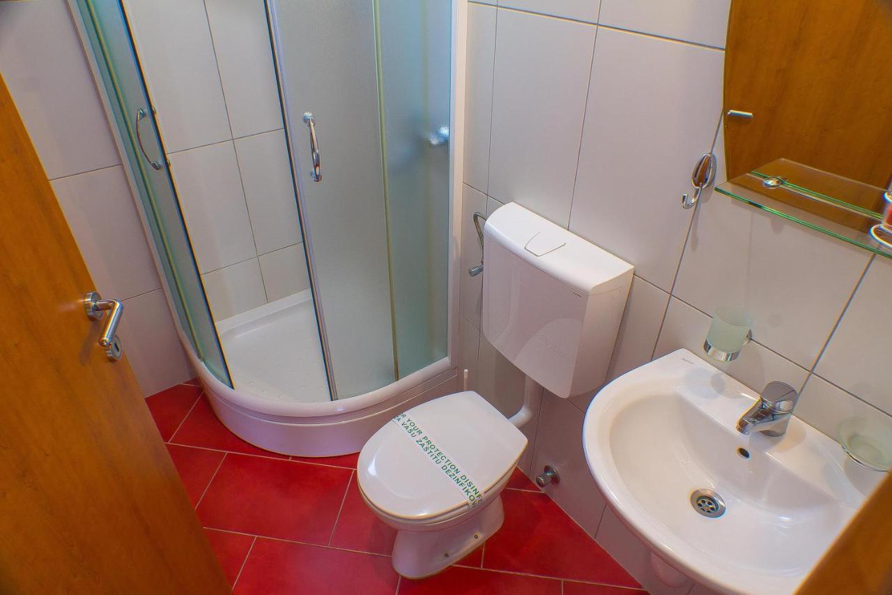 Dmm Apartments Tivat Eksteriør bilde