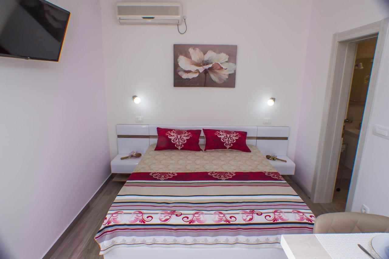 Dmm Apartments Tivat Eksteriør bilde