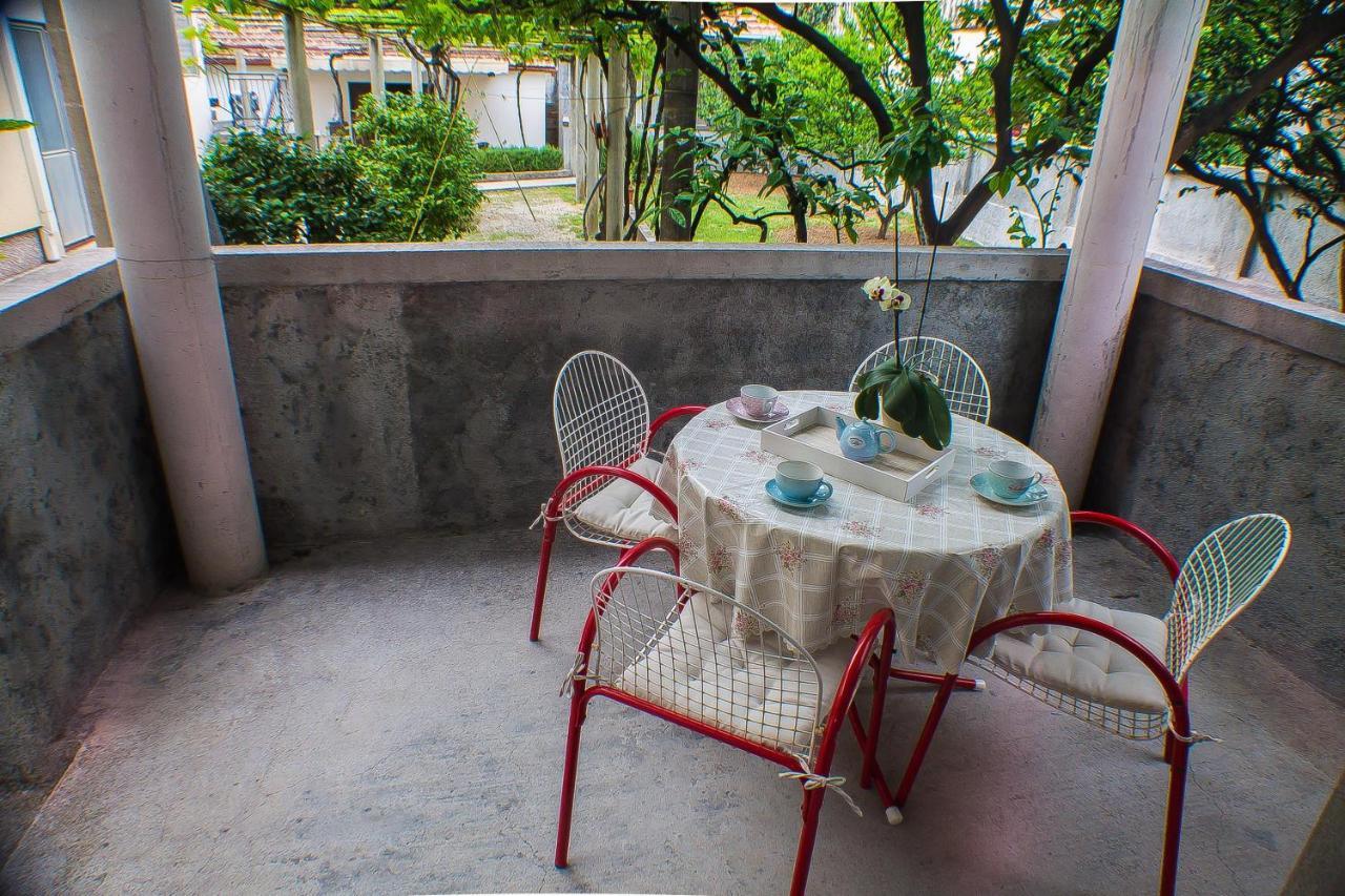 Dmm Apartments Tivat Eksteriør bilde