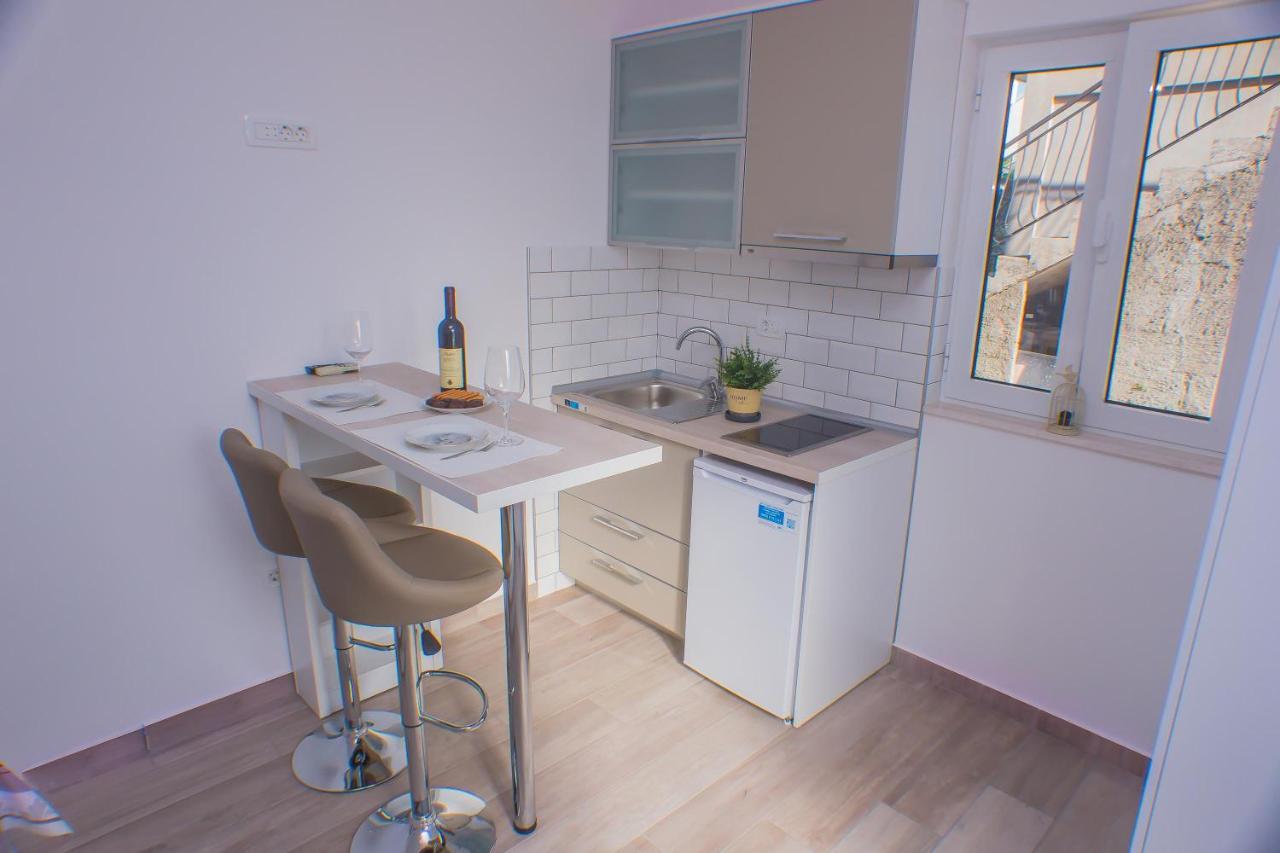 Dmm Apartments Tivat Eksteriør bilde