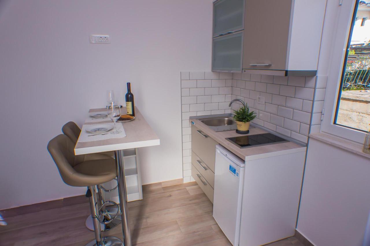 Dmm Apartments Tivat Eksteriør bilde