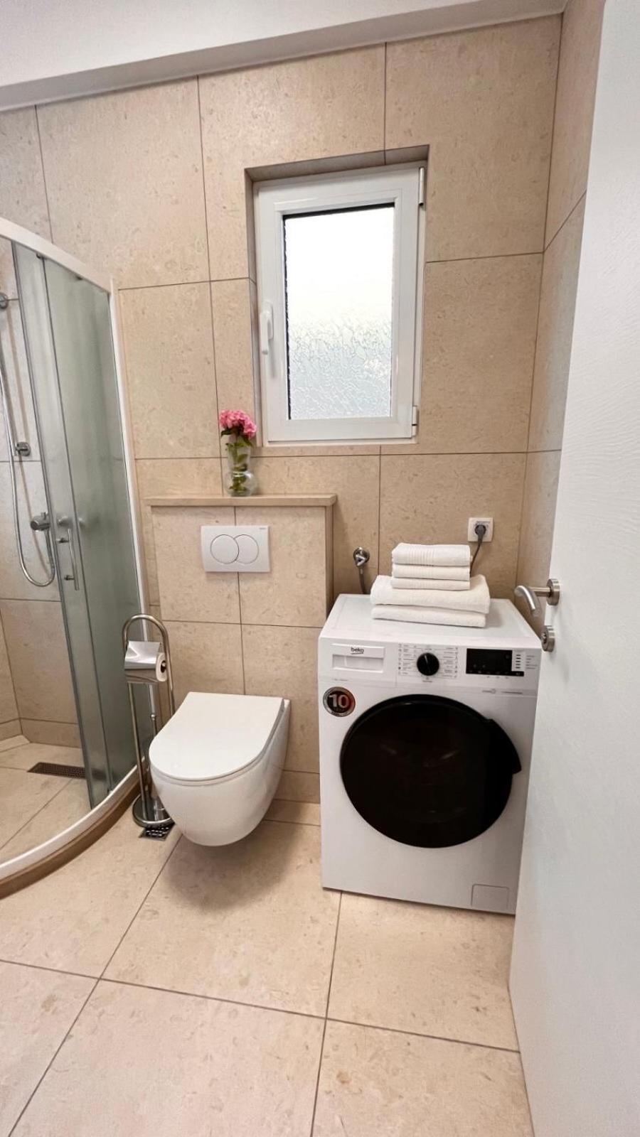 Dmm Apartments Tivat Eksteriør bilde