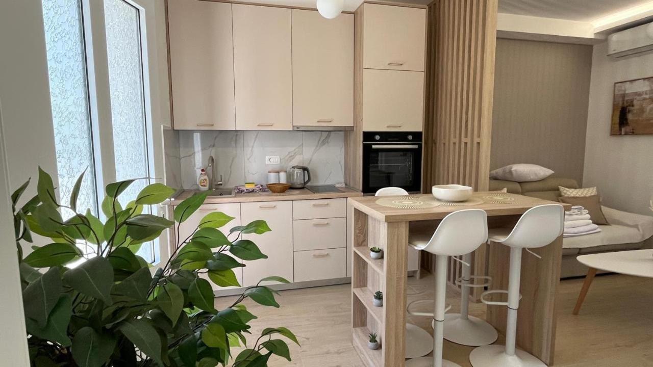 Dmm Apartments Tivat Eksteriør bilde