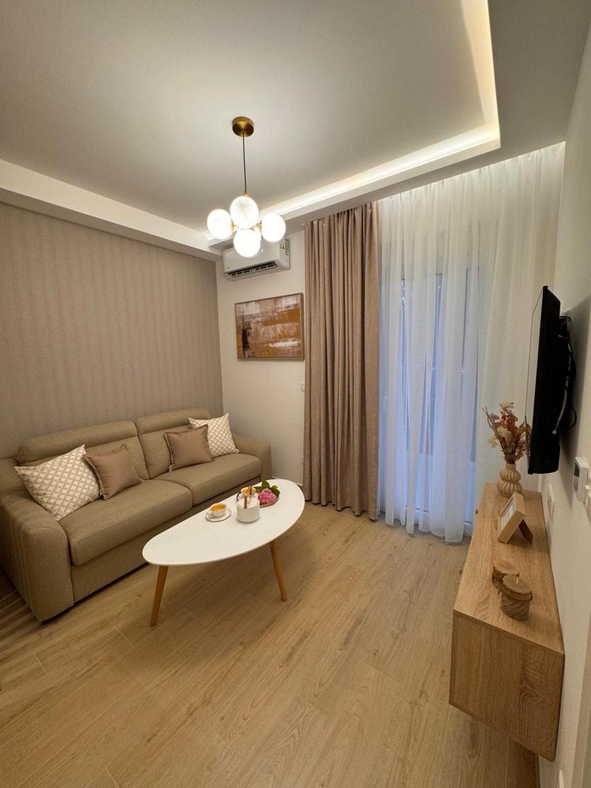 Dmm Apartments Tivat Eksteriør bilde